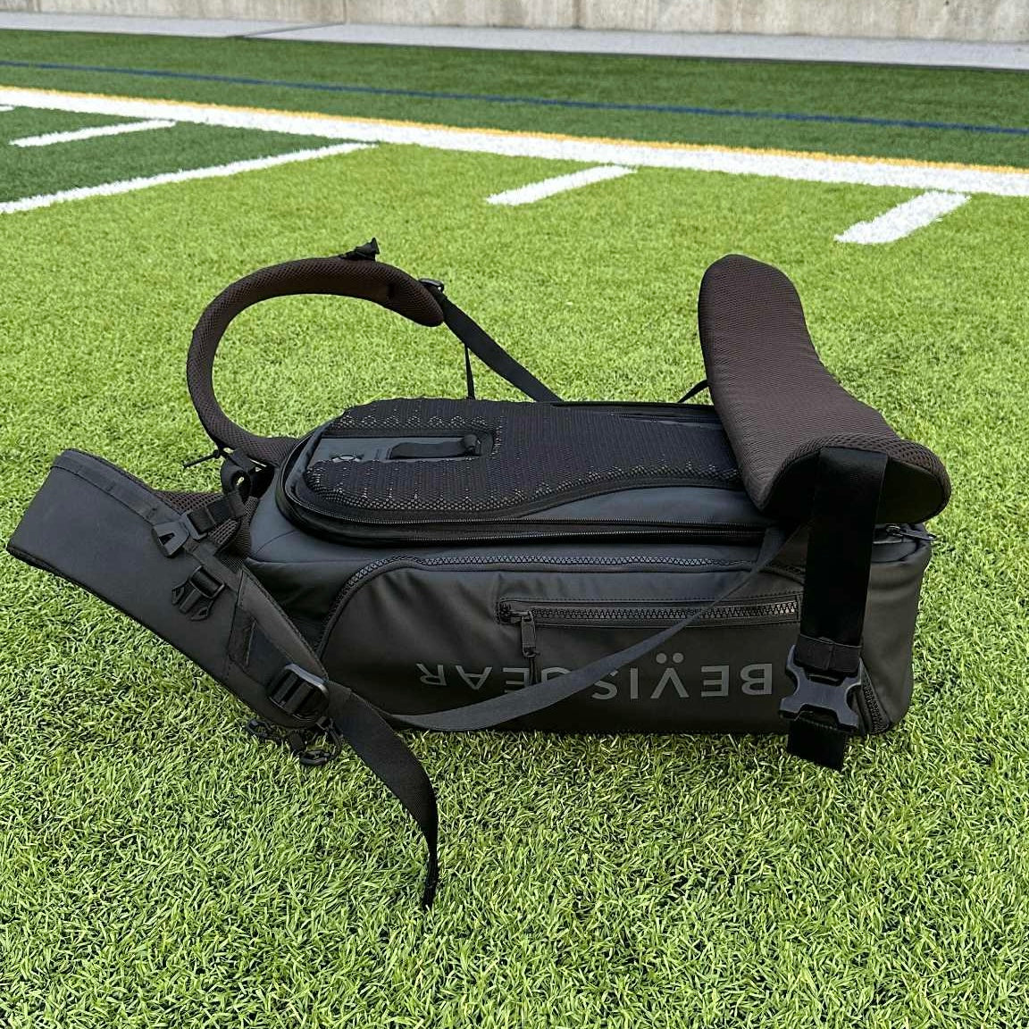 NEW! 31L PUSH BUTTON BACKPACK